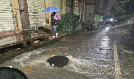 深圳新暴雨爆料视频最新,最新爆料视频揭示城市抗洪瞬间